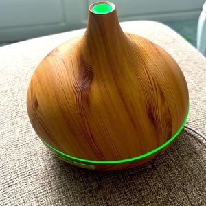 Oil Diffuser Light changes color! 😊